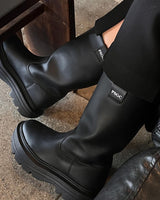 MILLION BOOTS BLACK