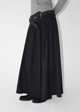 FLUID PLEATS LONG SKIRT