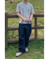 Back-banding raw denim pants