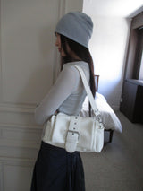 bold strap bag