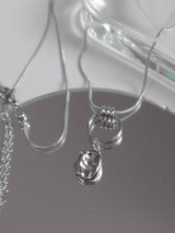 object ring point necklace