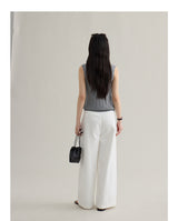 loose-fit high-waisted straight denim pants