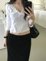 V-Neck Punching Lace T-Shirt (2 colors)