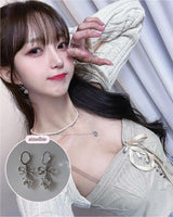 [IU Piercing] Dainty Heart Crystal and Ribbon Huggies Piercing - Silver Color