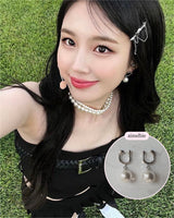 Horse Shoe and Pearl Piercing (Medium) - Silver Color