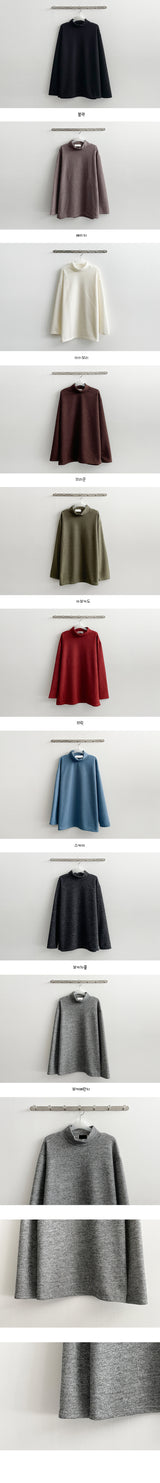 パグボクシーフィットルースハーフタートルネックTシャツ