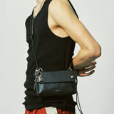 パイピンレザーストラップフラップバッグ＆ユティリティキーリング / piping leather strap flap bag & utility key ring black