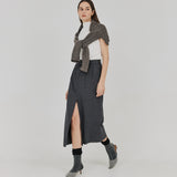 ツーボタンスリットロングスカート / TWO-TUCK BUTTON SLIT LONG SKIRT (Gray)