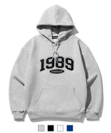 1989 エンブロイダリーフーディ