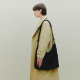 Ark Pocket Messenger Bag (Black)