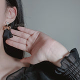 パリジェンヌピアス / Parisienne Piercing - Black (Han Jihyun, CSR Sua Piercing)