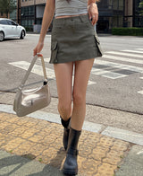 ローカーゴミニスカート