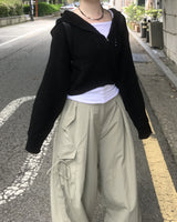 パンチングフードセミジップアップバルーンクロップニットウェア