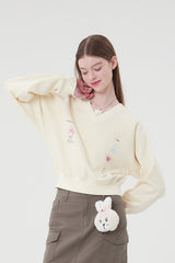 ウィティーバニーVネックスウェットシャツ／WITTY BUNNY V-NECK SWEATSHIRT [CREAM]