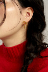 ホリショートリボンピアス
