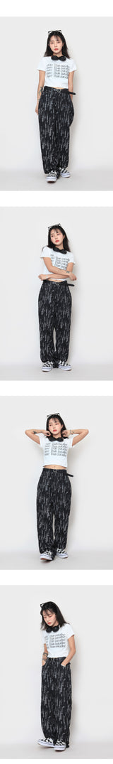 パラダイスクロップドショートスリーブTシャツ / Paradise Cropped Short-Sleeved T-Shirt