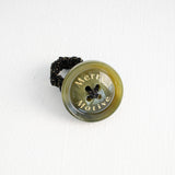シグネイチャーボタンウィズニットリング/Merry,Motive signature button with knit ring (Khaki)