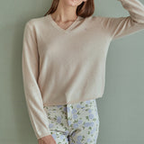 100%cashmere v neck basic top_buttermilk (6653672456310)