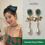Emerald Royal Ribbon Piercing (TWICE Dahyun Piercing)