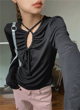 Cross shirring long sleeve tee