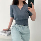 Short Sleeve V-Neck Knit Top