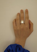 AMPLE RING