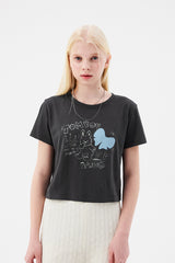 ウィッティバニートムボーイスケッチTシャツ / WITTY BUNNY TOMBOY SKETCH T-SHIRT [CHARCOAL]
