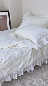 シャーリングラッフルサマーコンフォーターセット - Cream white - Q