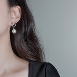 Horse Shoe and Pearl Piercing (Medium) - Silver Color