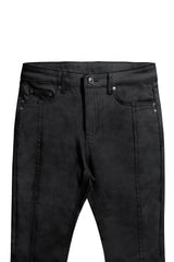 COATED BLACK BOOTS CUT DENIM