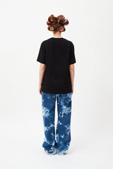 ウィッティバニートムボーイグラフィックTシャツ / WITTY BUNNY TOMBOY GRAPHIC T-SHIRT [BLACK]