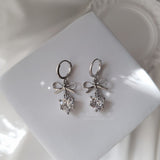 [IU Piercing] Dainty Heart Crystal and Ribbon Huggies Piercing - Silver Color