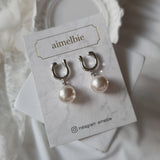 Horse Shoe and Pearl Piercing (Medium) - Silver Color