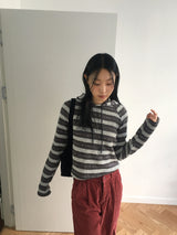 【10ウール】aloストライプ配色クロップフードニット
