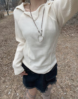ワッフルカットアウトダイアゴナルニットフード / Waffle cut diagonal knit hood