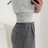 Short Sleeve V-Neck Knit Top