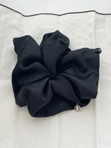  oar Cameo Satin drop Wide Scrunchie [Black]