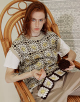グラニースクエアオーバーサイズベスト/GRANNY SQUARE OVERSIZED VEST SAND BEIGE