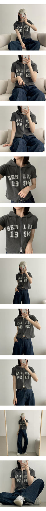 ジープツーウェイショートスリーブクロップドフードジップアップ / Jeep Two-Way Short-Sleeved Cropped Hooded Zip-Up