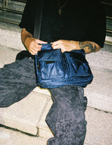 パッデッドカーゴポケットクロスバッグ / Padded Cargo Pocket Cross Bag (Navy)