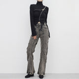 Seri's zip-turtleneck knitwear