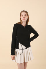 VネックスリットTシャツ