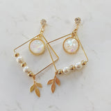 ホワイトドリームキャッチャーイヤリング / White Dream Catcher Earring (LOONA Yves Earring)