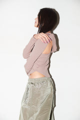 カットアウトフードTシャツ