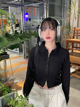 トイツータックジップアップ