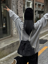 [UNISEX] ウールナッピングフラワーオーバーサイズフィットスウェットシャツ