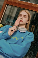 ベーシックラインロゴスウェットシャツ・ブルー［ユニセックス］/ Basic Line Logo Unisex Blue Sweat Shirt