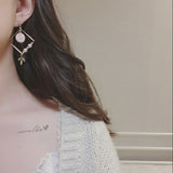 ホワイトドリームキャッチャーイヤリング / White Dream Catcher Earring (LOONA Yves Earring)