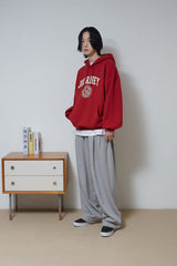 ゴールデン刺繡フーディー/Golden Emblem Hoodie (Deep Red)