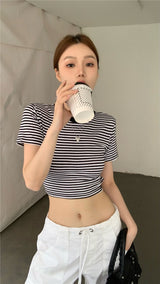 ストライプバックレスショートスリーブトップ
